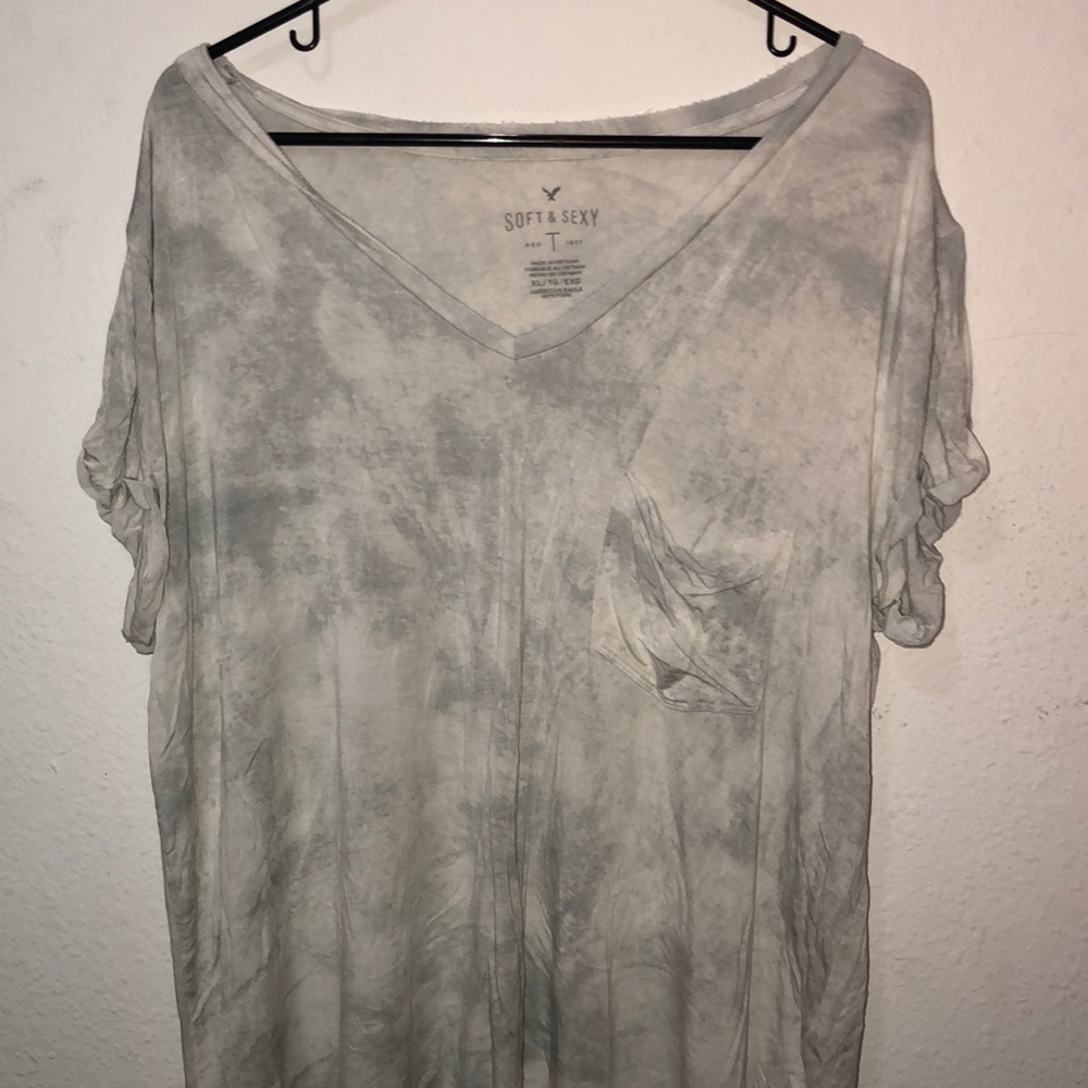 Grey and white top